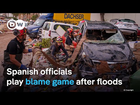 Heavy rain disrupts travel in Barcelona as Spain reels from worst floods in decades | DW News